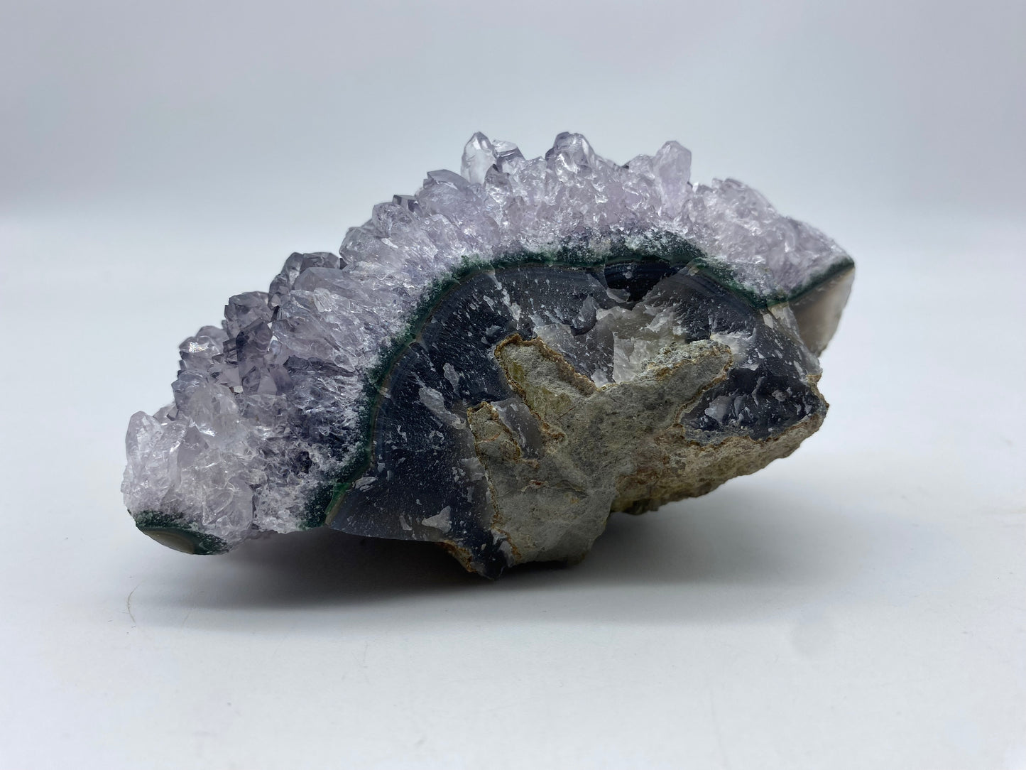 Drusa di Ametista Grigia 474gr