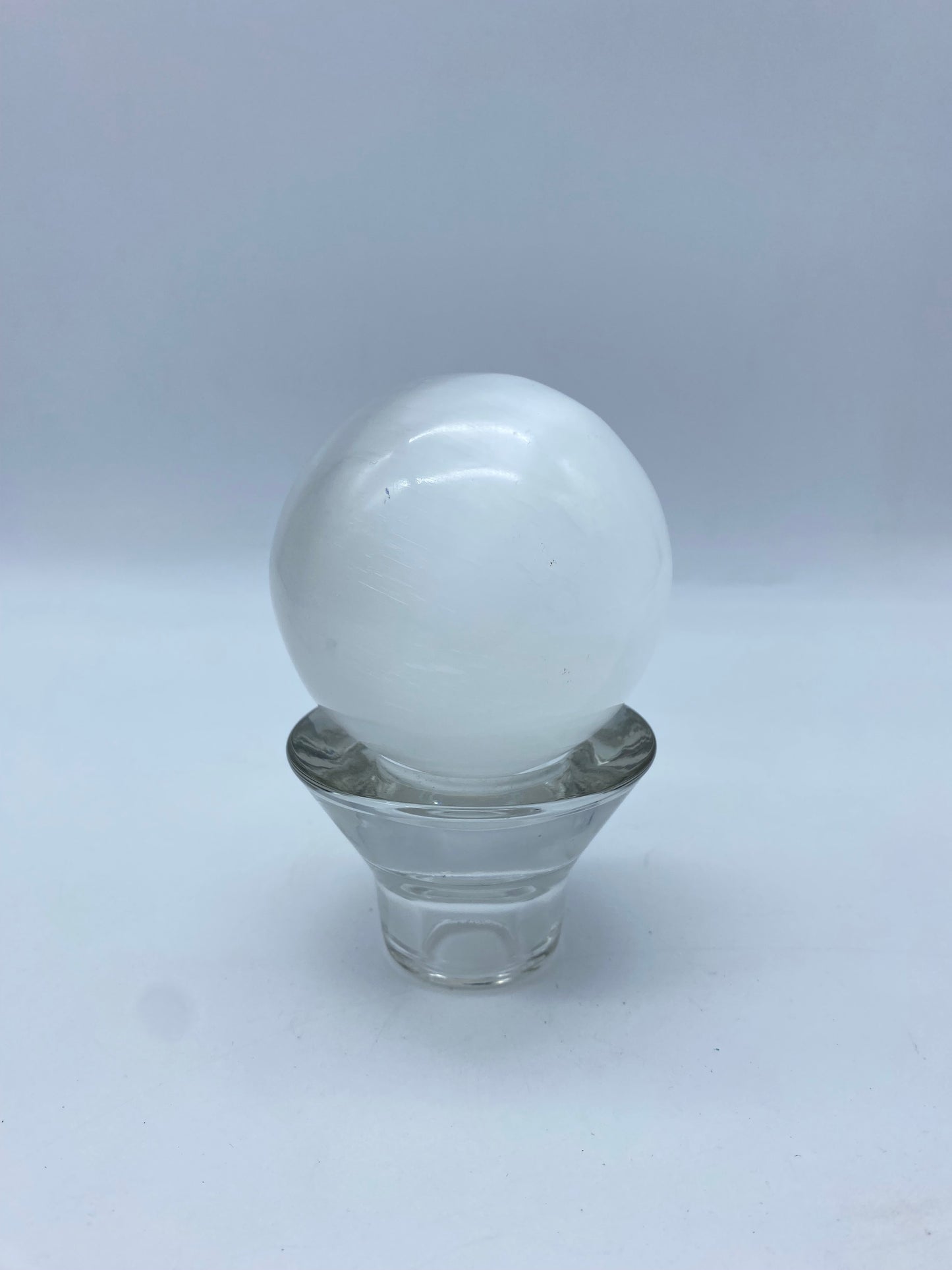 Sfera di Selenite circonferenza 26.5 cm